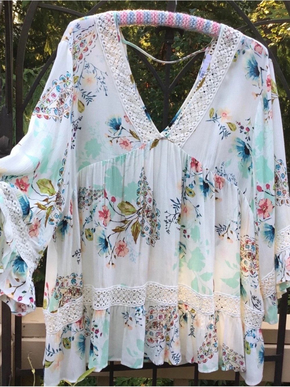 DR2 (Nordstrom) White Floral Boho Tunic with Mint & Pastel Accents